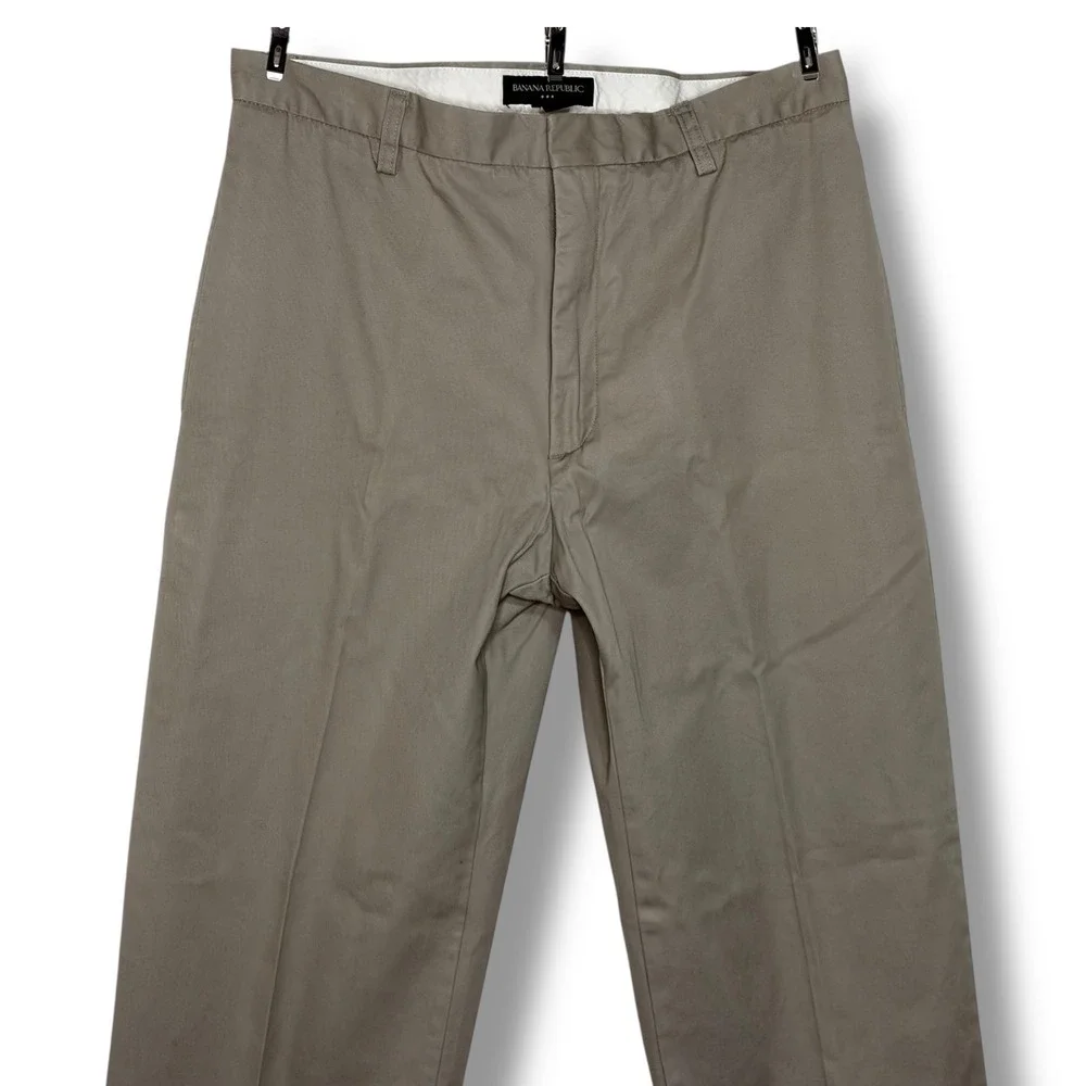 Banana Republic Mens Khaki Chino Pants 34x32 Straight Leg 100% Cotton Tan Preppy